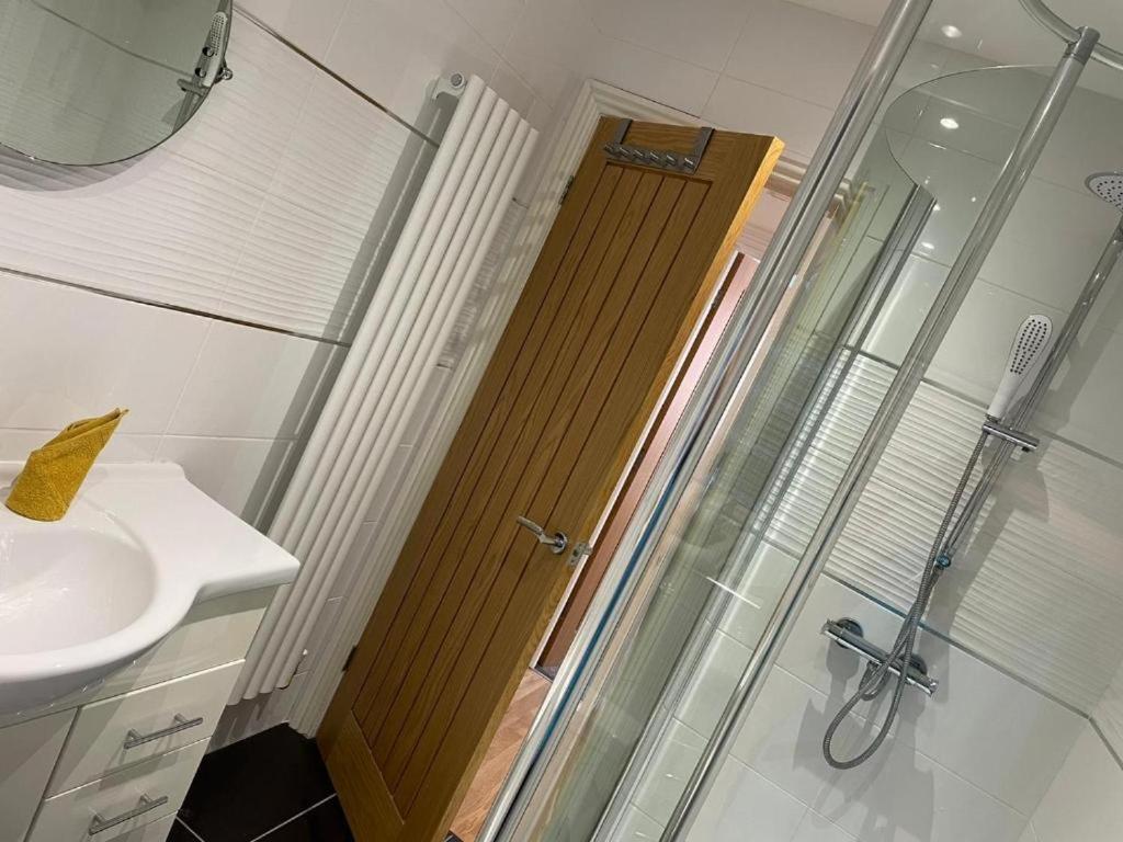 Central Hull Spacious Apartment H3 Kingston upon Hull Εξωτερικό φωτογραφία